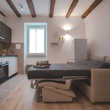 Free Netflix & Wi-fi Modern Roiano Appartamento