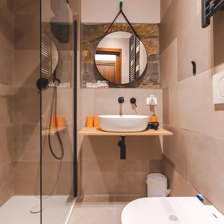 Free Netflix & Wi-fi Modern Roiano Triest